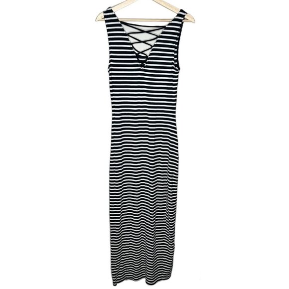 Kismet Womens Maxi Dress Summer Fun Casual Rayon Black White Striped Size Small - Picture 2 of 7